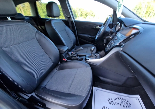 Opel Astra cena 26900 przebieg: 169422, rok produkcji 2014 z Częstochowa małe 191